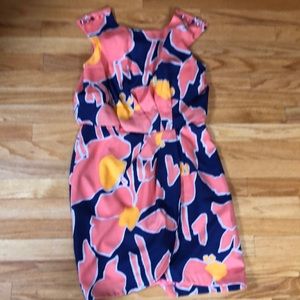 Jessica Simpson size 6